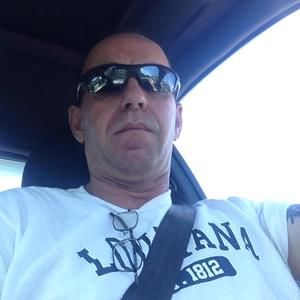 Meet your Posher, Tony